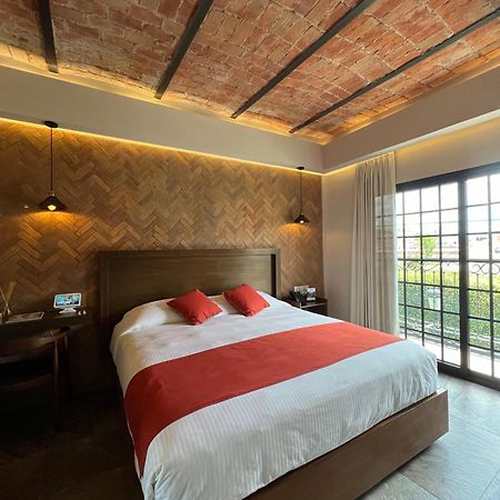 Hotel Boutique Divino Sol Leon Exterior photo